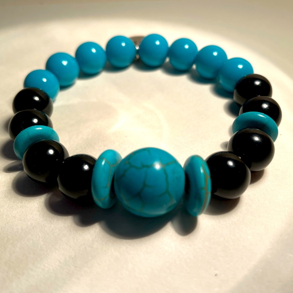 Hand made Obsidian and Teal turquoise bracelet